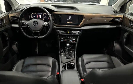 Volkswagen Tharu, 2023 год, 1 780 000 рублей, 6 фотография