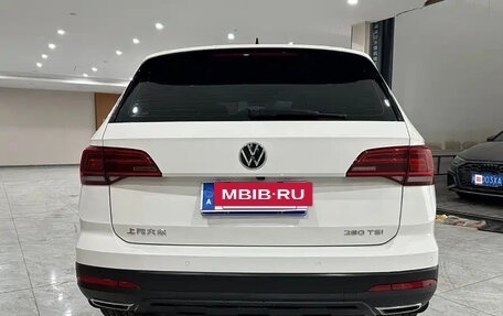 Volkswagen Tharu, 2023 год, 1 780 000 рублей, 5 фотография