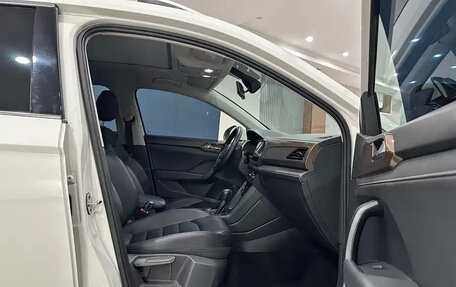 Volkswagen Tharu, 2023 год, 1 780 000 рублей, 15 фотография