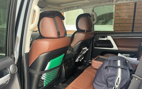 Toyota Land Cruiser 200, 2018 год, 6 750 000 рублей, 3 фотография