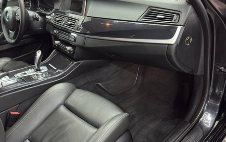 BMW 5 серия, 2015 год, 1 850 000 рублей, 12 фотография