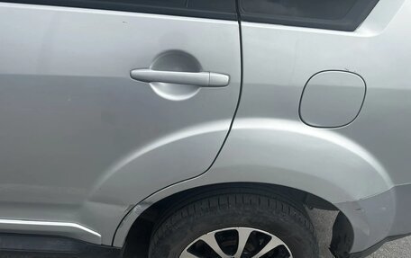 Mitsubishi Outlander III рестайлинг 3, 2009 год, 1 100 000 рублей, 8 фотография