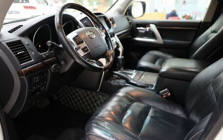 Toyota Land Cruiser 200, 2014 год, 3 889 000 рублей, 9 фотография