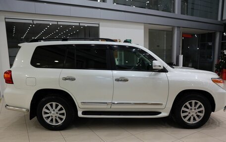 Toyota Land Cruiser 200, 2014 год, 3 889 000 рублей, 4 фотография