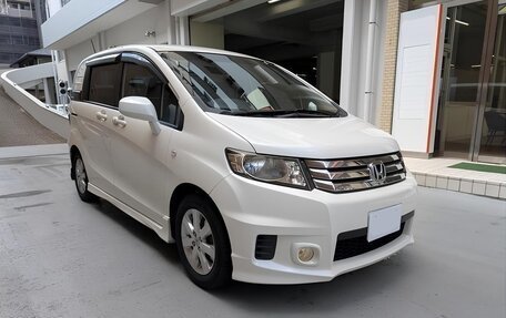 Honda Freed I, 2014 год, 955 000 рублей, 3 фотография