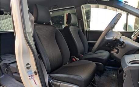 Honda Freed I, 2014 год, 955 000 рублей, 14 фотография