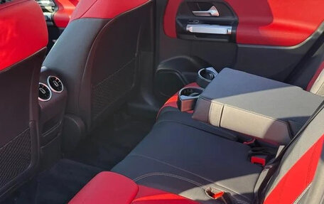 Mercedes-Benz GLB, 2023 год, 3 700 000 рублей, 20 фотография