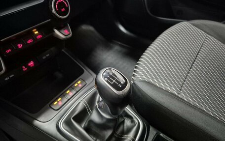 KIA Rio IV, 2017 год, 1 096 000 рублей, 24 фотография