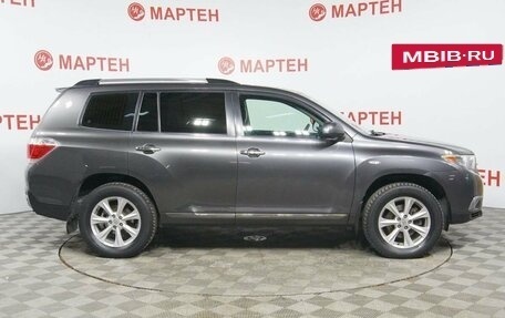 Toyota Highlander III, 2011 год, 1 487 000 рублей, 4 фотография