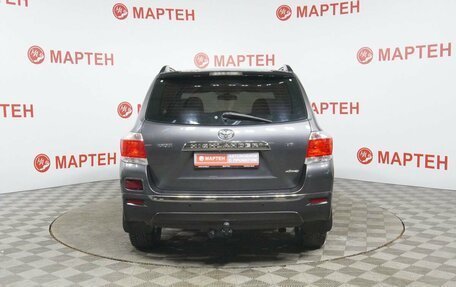 Toyota Highlander III, 2011 год, 1 487 000 рублей, 6 фотография