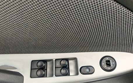 Hyundai Solaris II рестайлинг, 2012 год, 599 000 рублей, 10 фотография