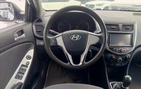 Hyundai Solaris II рестайлинг, 2012 год, 599 000 рублей, 13 фотография