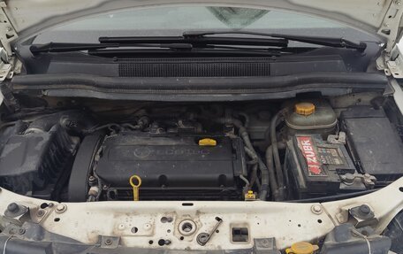 Opel Zafira B, 2011 год, 800 000 рублей, 6 фотография