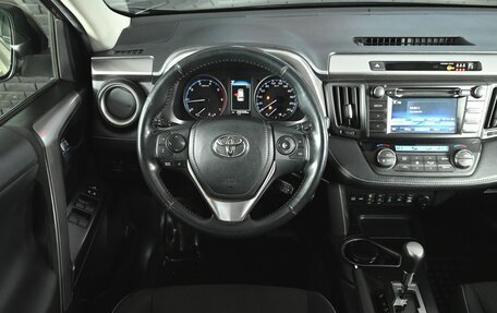 Toyota RAV4, 2016 год, 2 500 000 рублей, 11 фотография