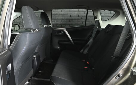 Toyota RAV4, 2016 год, 2 500 000 рублей, 17 фотография