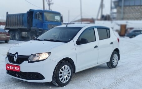 Renault Sandero II рестайлинг, 2015 год, 500 000 рублей, 1 фотография
