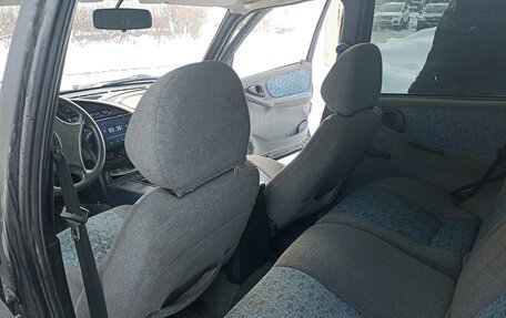 Chevrolet Niva I рестайлинг, 2004 год, 260 000 рублей, 13 фотография