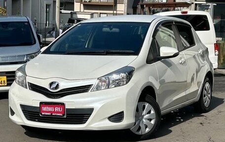 Toyota Vitz, 2014 год, 680 000 рублей, 1 фотография