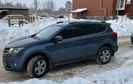 Toyota RAV4, 2013 год, 2 100 000 рублей, 3 фотография