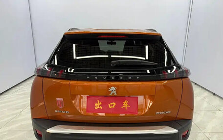 Peugeot 2008 II, 2022 год, 1 700 000 рублей, 5 фотография