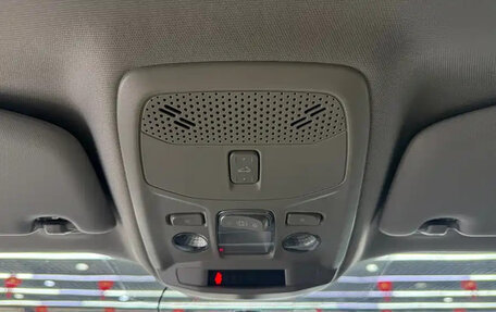 Peugeot 2008 II, 2022 год, 1 700 000 рублей, 14 фотография