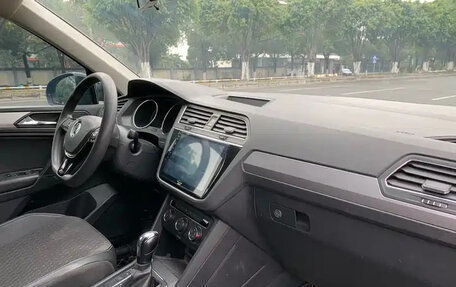 Volkswagen Tiguan II, 2021 год, 1 680 004 рублей, 16 фотография