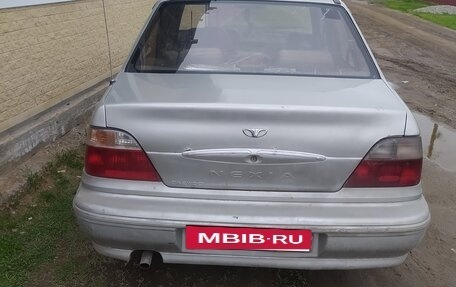 Daewoo Nexia I рестайлинг, 2004 год, 115 000 рублей, 4 фотография