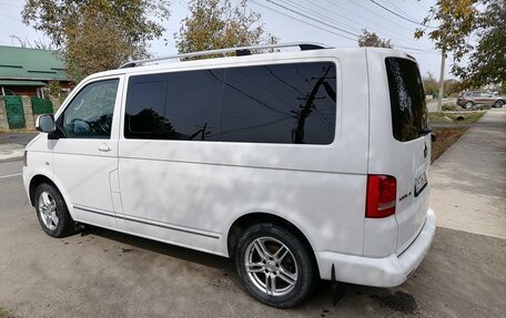 Volkswagen Multivan T5, 2011 год, 2 285 000 рублей, 6 фотография