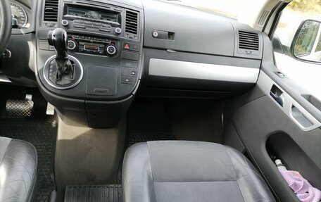 Volkswagen Multivan T5, 2011 год, 2 285 000 рублей, 15 фотография