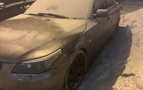 BMW 5 серия, 2004 год, 780 000 рублей, 2 фотография