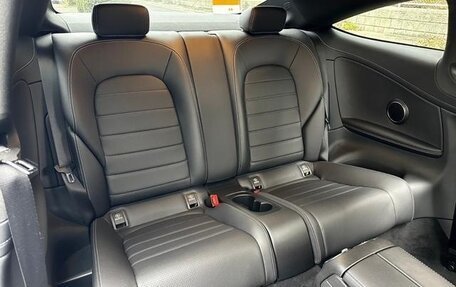 Mercedes-Benz C-Класс, 2016 год, 1 900 000 рублей, 14 фотография