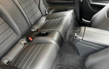 Mercedes-Benz C-Класс, 2016 год, 1 900 000 рублей, 15 фотография