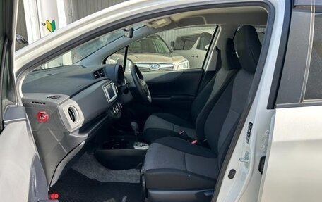 Toyota Vitz, 2014 год, 680 000 рублей, 11 фотография