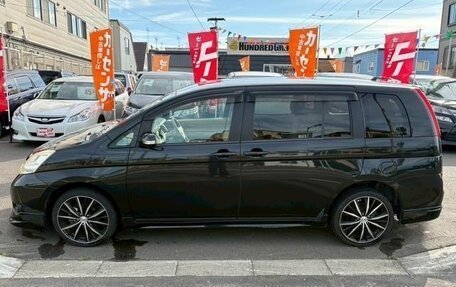 Toyota ISis I, 2013 год, 1 120 000 рублей, 4 фотография