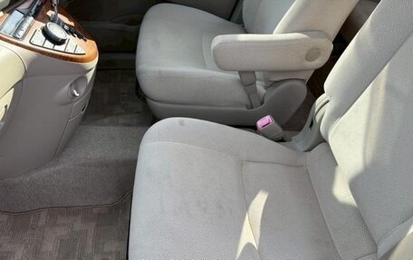 Toyota ISis I, 2013 год, 1 120 000 рублей, 14 фотография