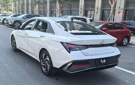 Hyundai Elantra, 2023 год, 1 016 153 рублей, 6 фотография