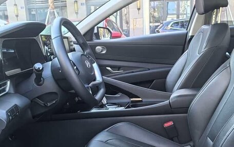 Hyundai Elantra, 2023 год, 1 016 153 рублей, 9 фотография