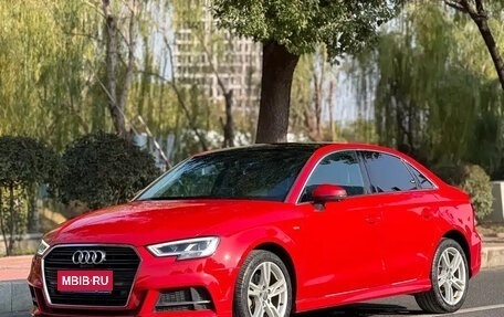 Audi A3, 2019 год, 1 300 000 рублей, 1 фотография