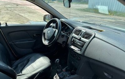 Renault Logan II, 2018 год, 470 000 рублей, 1 фотография