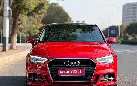 Audi A3, 2019 год, 1 300 000 рублей, 2 фотография