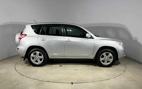 Toyota RAV4, 2011 год, 1 315 000 рублей, 4 фотография
