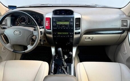 Toyota Land Cruiser Prado 120 рестайлинг, 2008 год, 1 595 000 рублей, 16 фотография