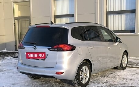 Opel Zafira C рестайлинг, 2015 год, 1 255 000 рублей, 5 фотография