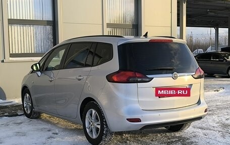 Opel Zafira C рестайлинг, 2015 год, 1 255 000 рублей, 7 фотография
