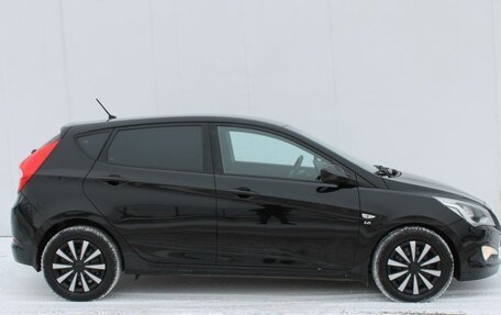 Hyundai Solaris II рестайлинг, 2015 год, 1 010 000 рублей, 5 фотография