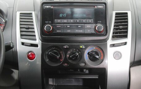 Mitsubishi Pajero Sport II рестайлинг, 2014 год, 1 670 000 рублей, 13 фотография