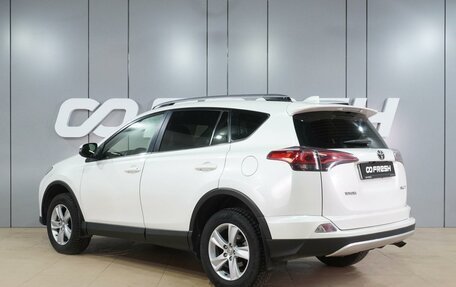 Toyota RAV4, 2015 год, 1 999 000 рублей, 2 фотография