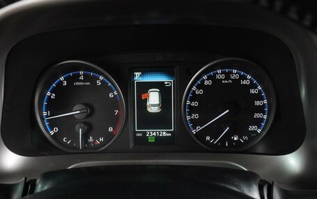 Toyota RAV4, 2015 год, 1 999 000 рублей, 20 фотография