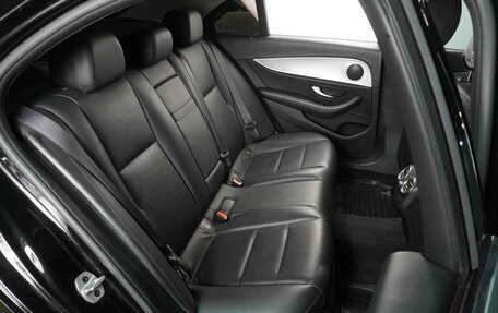 Mercedes-Benz E-Класс, 2018 год, 2 679 000 рублей, 7 фотография