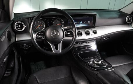 Mercedes-Benz E-Класс, 2018 год, 2 679 000 рублей, 6 фотография